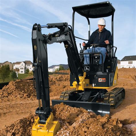 mini excavator rental miami fl|mini excavator with hammer rental.